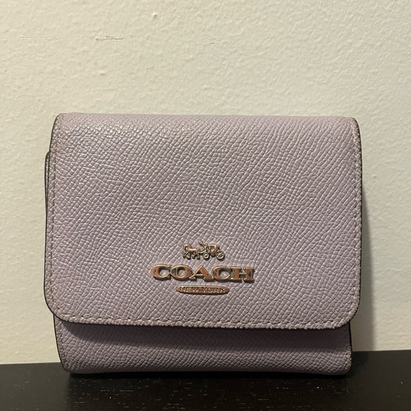 Coach Handbags - Coach Lavender Leather Wallet